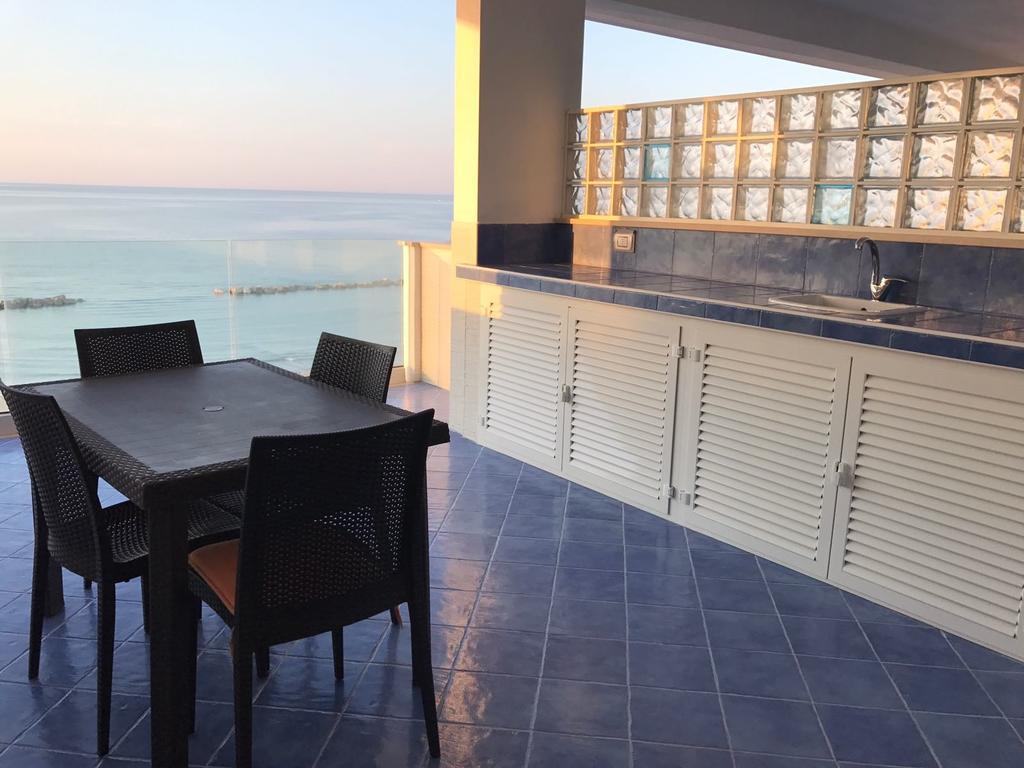 Apartment Sea View Termoli Dış mekan fotoğraf